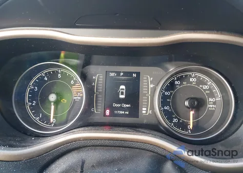 2017 Jeep Cherokee Latitude 4X4 from USA, damaged, VIN 1C4PJMCB4HW612405